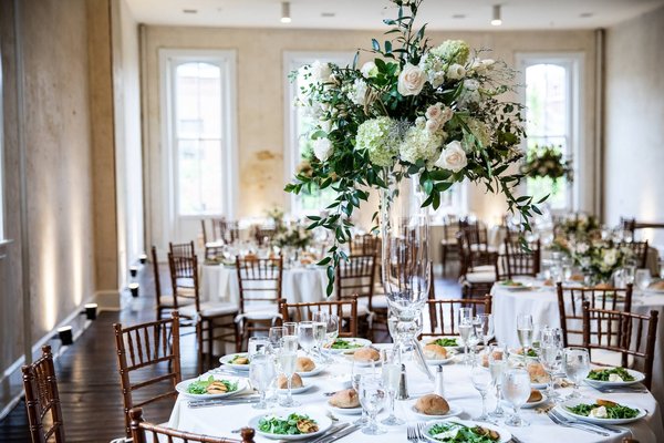 Comment décorer une salle de réception pour un mariage ?